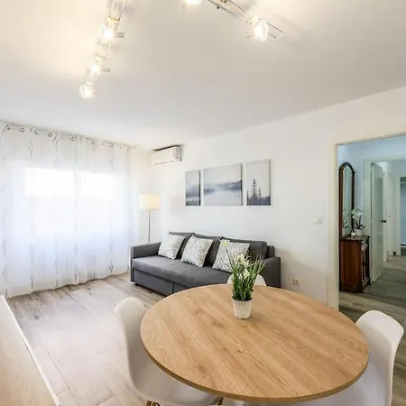 Family-Friendly Stay Near Madrid San Sebastián de los Reyes Exterior foto